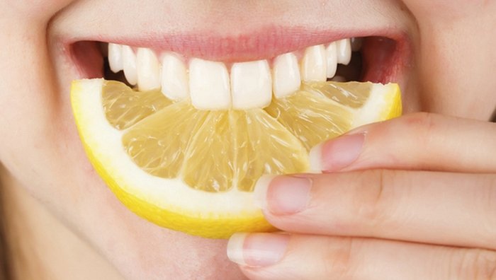 colluttorio-naturale-limone-denti-bianchi